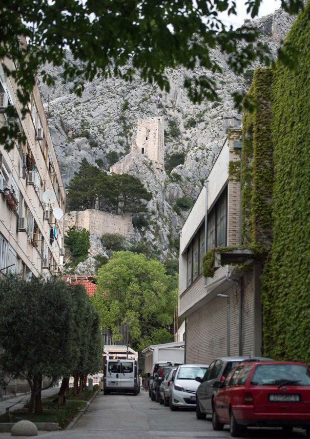 New Apartment Neda Omiš Exterior foto